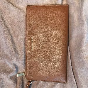 MK wristlet